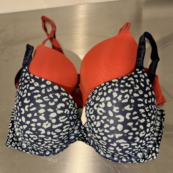 Set of Two VICTORIA’S SECRET T-Shirt Push-Up Full Coverage BRAS 38D - Picture 1 of 15